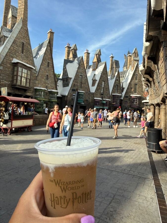 Cerveja amanteigada no The Wizarding World of Harry Potter